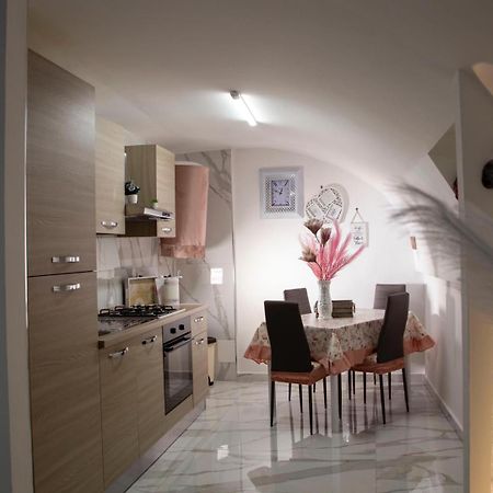 Tiluri Apartment Наполи Екстериор снимка
